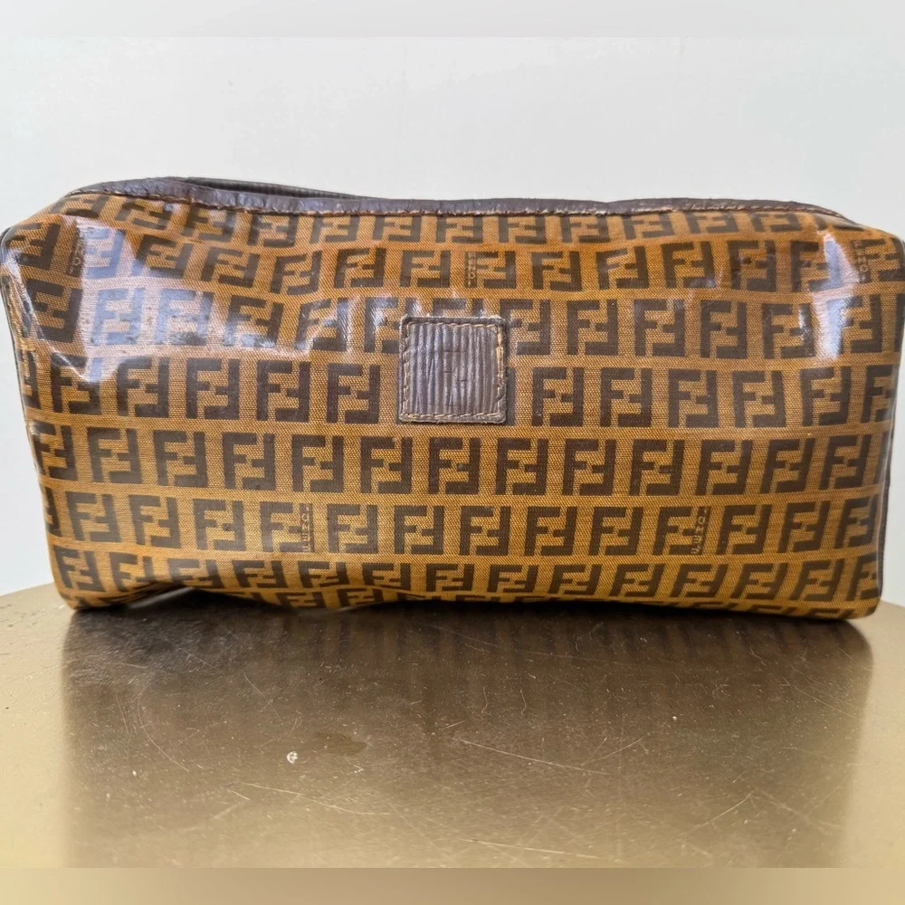 LARGE FENDI POUCH